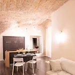Center - La Casa Del Vicolo