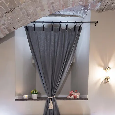 Center - La Casa Del Vicolo *